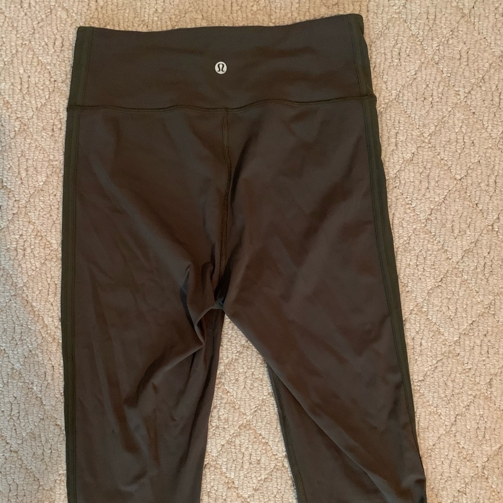 Lululemon 3/4 length leggings